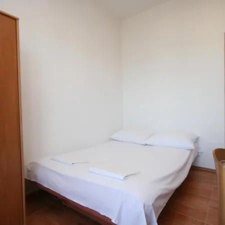 Apartments With A Parking Space Gradac, Makarska - 6724 Gradac  Exterior photo