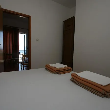Apartments With A Parking Space Gradac, Makarska - 6724 Gradac  Room photo