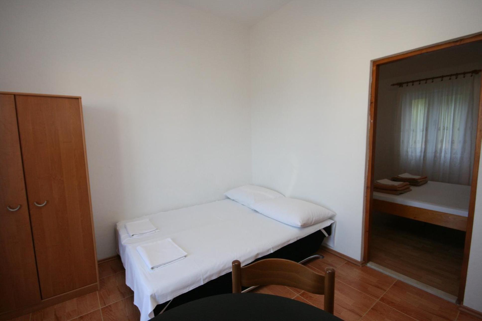 With A Parking Space Gradac, Makarska - 6724 Apartment Gradac (Split-Dalmatia)