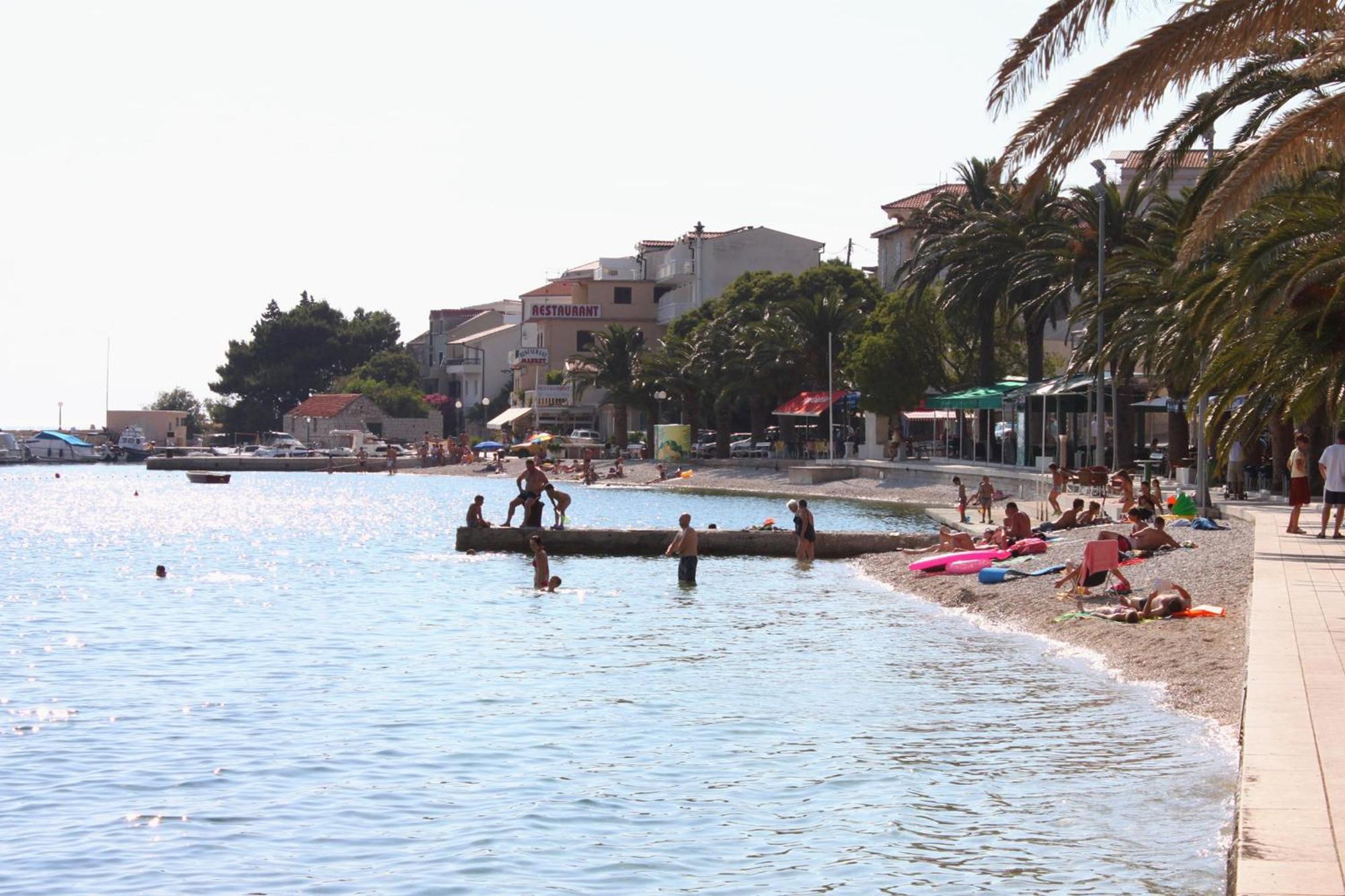 With A Parking Space Gradac, Makarska - 6724 Gradac (Split-Dalmatia)